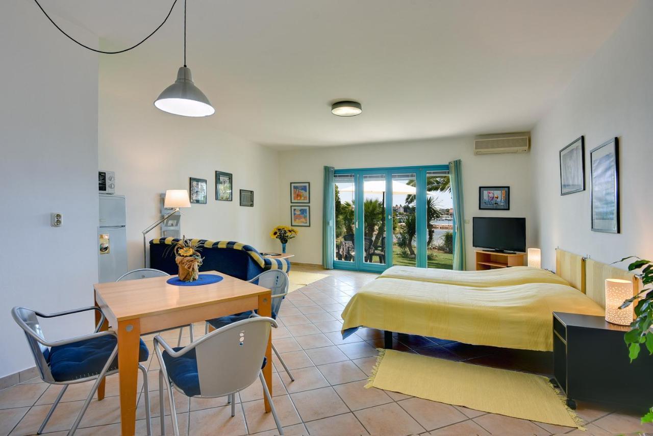 Apartments Villa Ana Медулин Екстер'єр фото