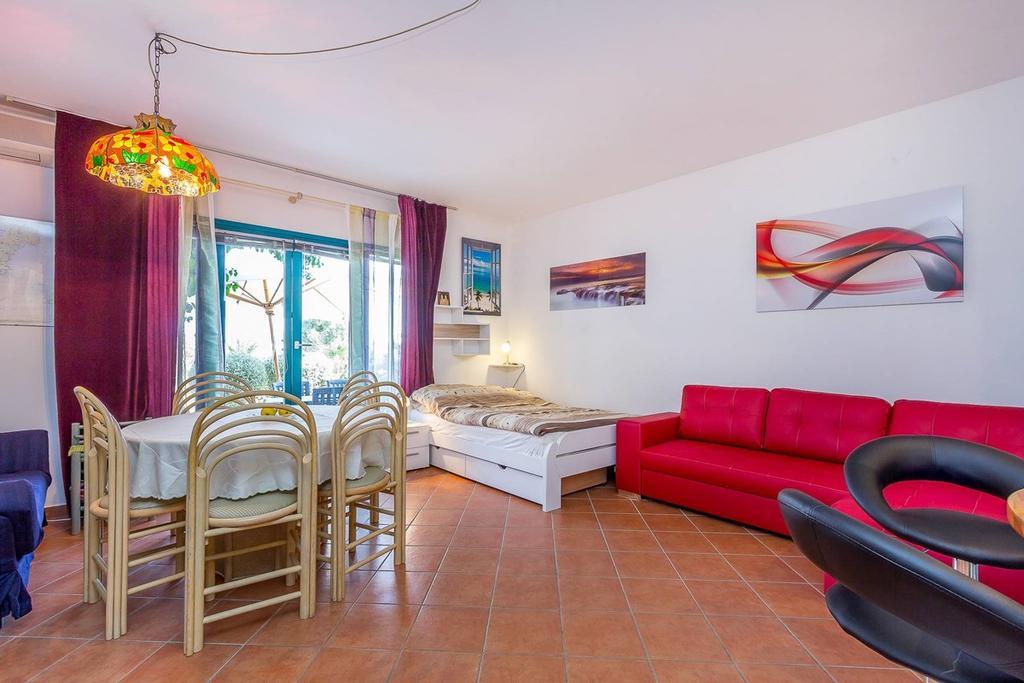 Apartments Villa Ana Медулин Екстер'єр фото